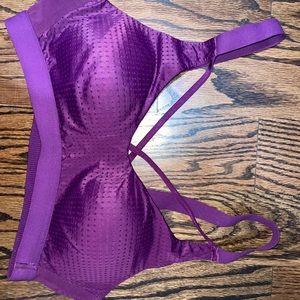 Victoria Secret sports bra